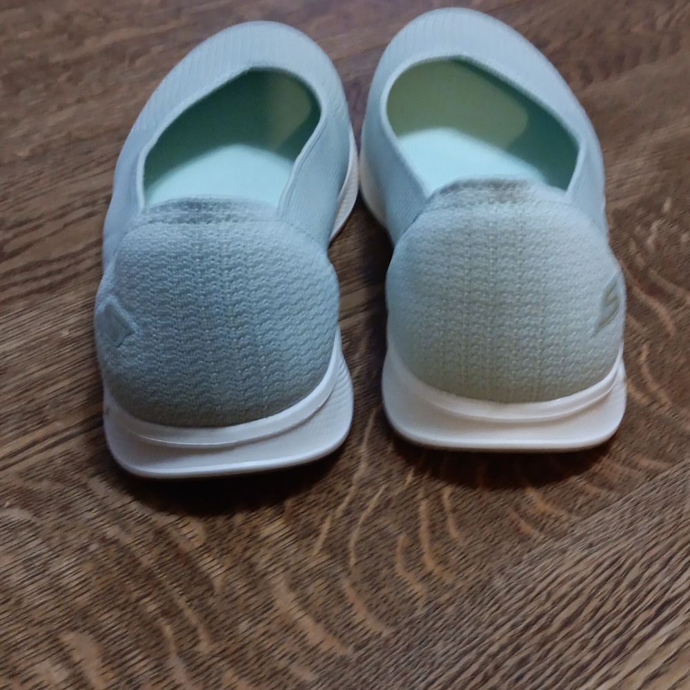 NWOT SKECHERS GEN 5 GOGA MAT SIZE 8 AQUAMARINE/BABY BLUE - Picture 5 of 11